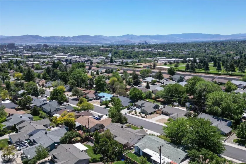 2205 Carlin, Reno, Nevada 89503, 3 Bedrooms Bedrooms, ,2 BathroomsBathrooms,Residential,Residential,Carlin,0,260007640