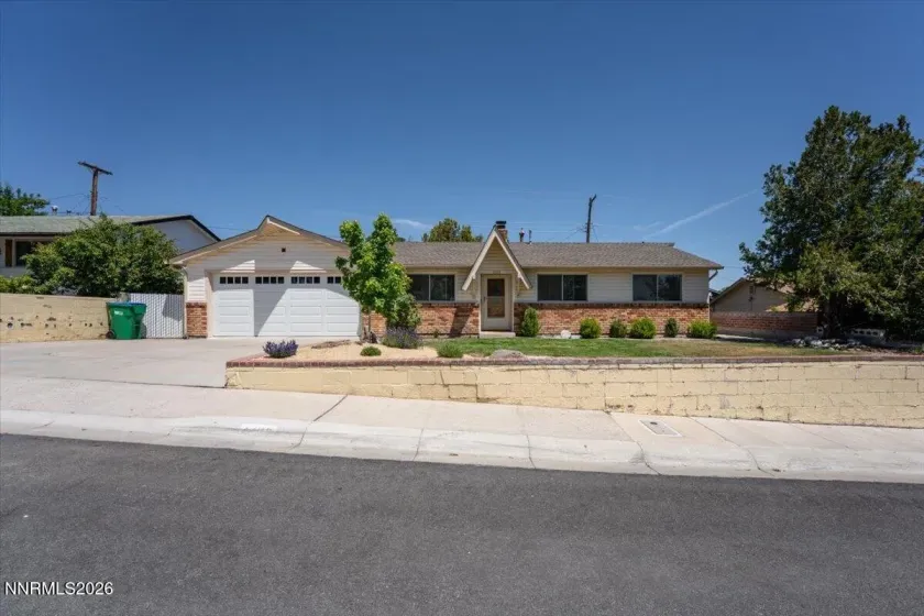 2205 Carlin, Reno, Nevada 89503, 3 Bedrooms Bedrooms, ,2 BathroomsBathrooms,Residential,Residential,Carlin,0,260007640