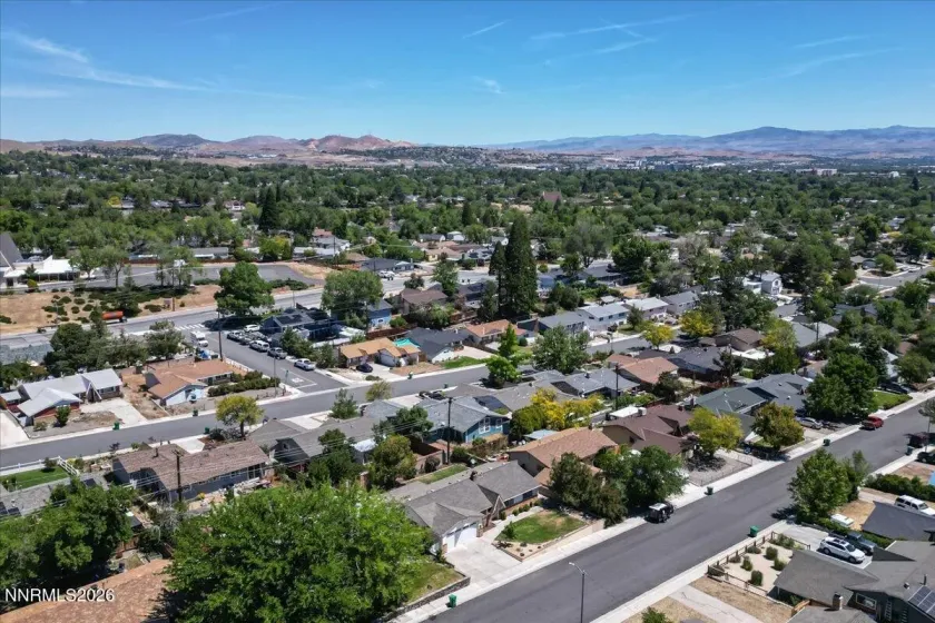 2205 Carlin, Reno, Nevada 89503, 3 Bedrooms Bedrooms, ,2 BathroomsBathrooms,Residential,Residential,Carlin,0,260007640