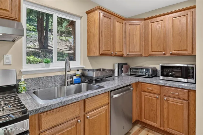 1367 Carinthia, Incline Village, Nevada 89451, 3 Bedrooms Bedrooms, ,2 BathroomsBathrooms,Residential,Residential,Carinthia,0,260008049