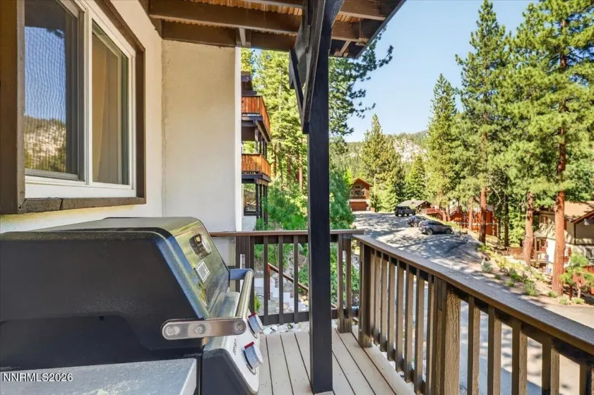 1367 Carinthia, Incline Village, Nevada 89451, 3 Bedrooms Bedrooms, ,2 BathroomsBathrooms,Residential,Residential,Carinthia,0,260008049