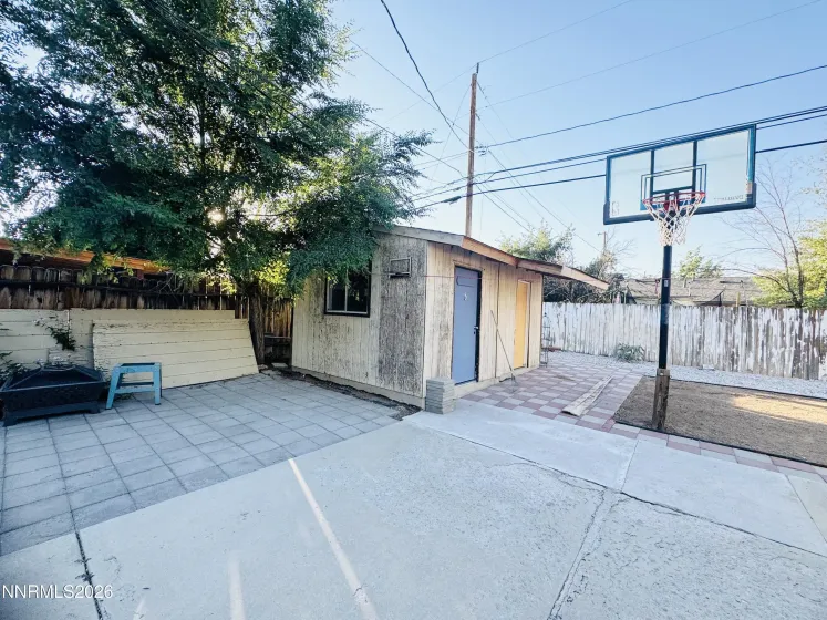 1270 Zephyr, Sparks, Nevada 89431, 5 Bedrooms Bedrooms, ,2 BathroomsBathrooms,Residential,Residential,Zephyr,0,260008053