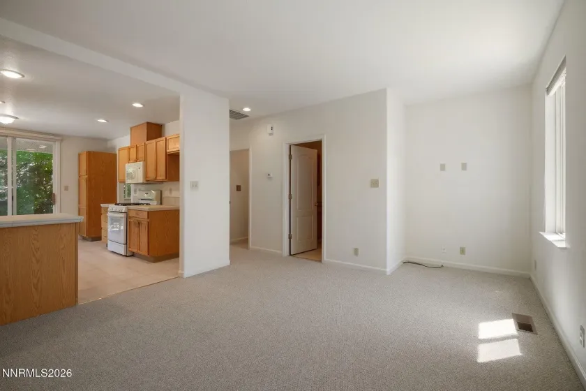 2555 Glen Eagles, Reno, Nevada 89523, 3 Bedrooms Bedrooms, ,4 BathroomsBathrooms,Residential,Residential,Glen Eagles,0,260008056