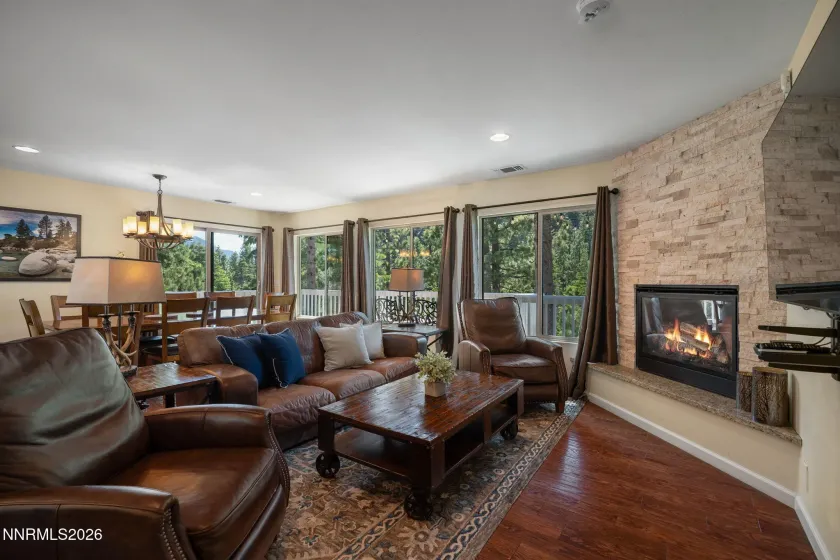 314 Barton, Stateline, Nevada 89449, 6 Bedrooms Bedrooms, ,4 BathroomsBathrooms,Residential,Residential,Barton,0,260008068