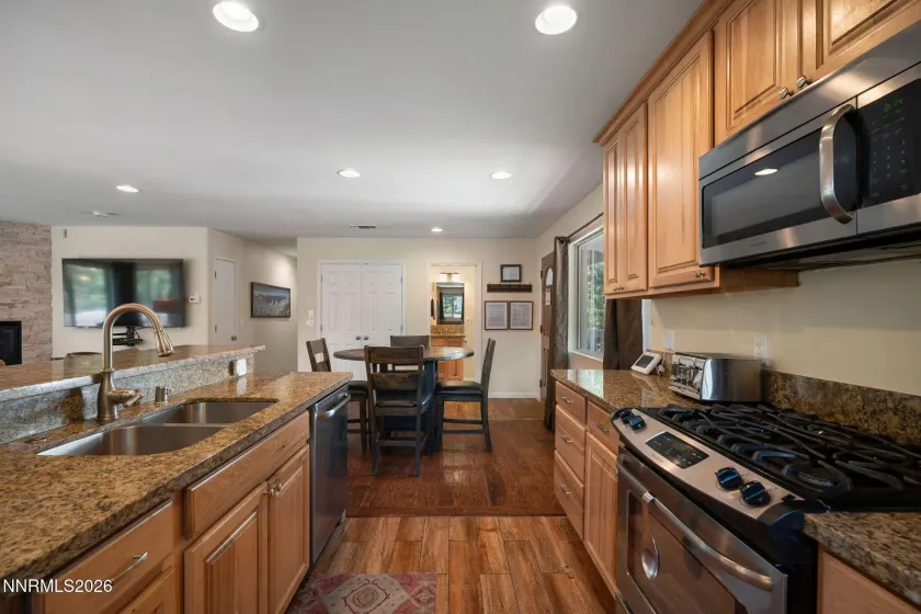 314 Barton, Stateline, Nevada 89449, 6 Bedrooms Bedrooms, ,4 BathroomsBathrooms,Residential,Residential,Barton,0,260008068