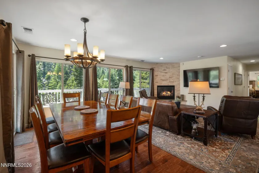 314 Barton, Stateline, Nevada 89449, 6 Bedrooms Bedrooms, ,4 BathroomsBathrooms,Residential,Residential,Barton,0,260008068