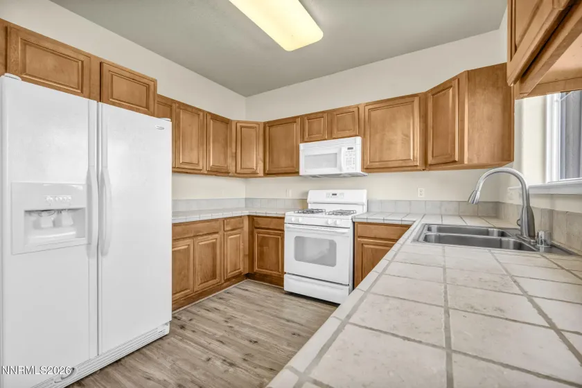 4641 Kathleen Denise, Reno, Nevada 89503, 2 Bedrooms Bedrooms, ,3 BathroomsBathrooms,Residential,Residential,Kathleen Denise,0,260008070