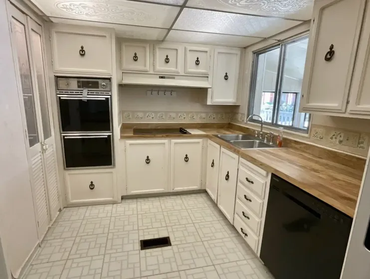 675 Parlanti Lane, Sparks, Nevada 89434, 2 Bedrooms Bedrooms, 10 Rooms Rooms,2 BathroomsBathrooms,Manufactured,Residential,109,Parlanti,0,260008086