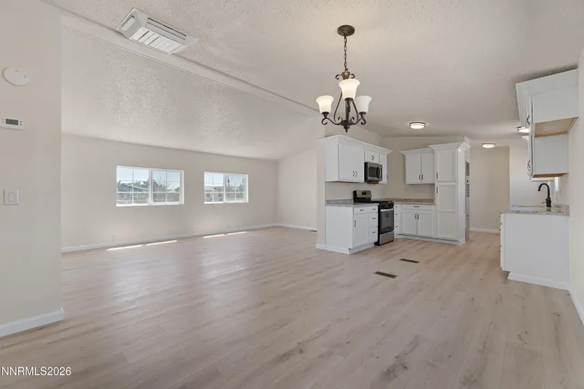 2905 Talapoosa, Silver Springs, Nevada 89429, 3 Bedrooms Bedrooms, ,2 BathroomsBathrooms,Residential,Residential,Talapoosa,0,260008103