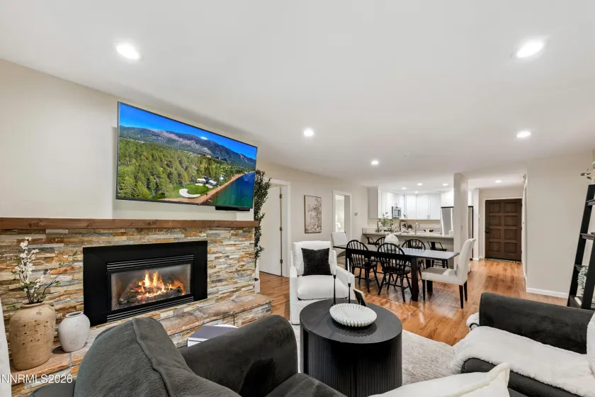 929 Southwood, Incline Village, Nevada 89451, 4 Bedrooms Bedrooms, ,4 BathroomsBathrooms,Residential,Residential,Southwood,0,260008074