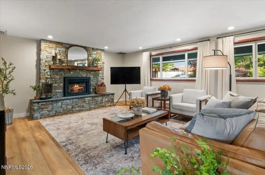 2475 Pioneer, Reno, Nevada 89509, 3 Bedrooms Bedrooms, ,3 BathroomsBathrooms,Residential,Residential,Pioneer,0,260008080