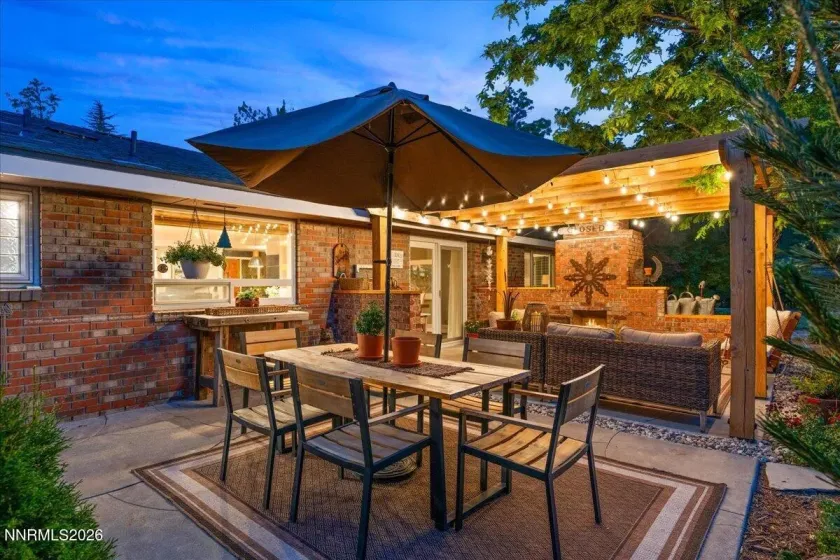 2475 Pioneer, Reno, Nevada 89509, 3 Bedrooms Bedrooms, ,3 BathroomsBathrooms,Residential,Residential,Pioneer,0,260008080