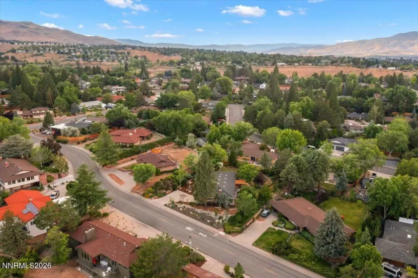2475 Pioneer, Reno, Nevada 89509, 3 Bedrooms Bedrooms, ,3 BathroomsBathrooms,Residential,Residential,Pioneer,0,260008080
