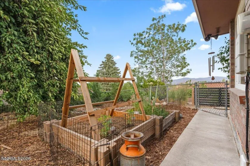2475 Pioneer, Reno, Nevada 89509, 3 Bedrooms Bedrooms, ,3 BathroomsBathrooms,Residential,Residential,Pioneer,0,260008080
