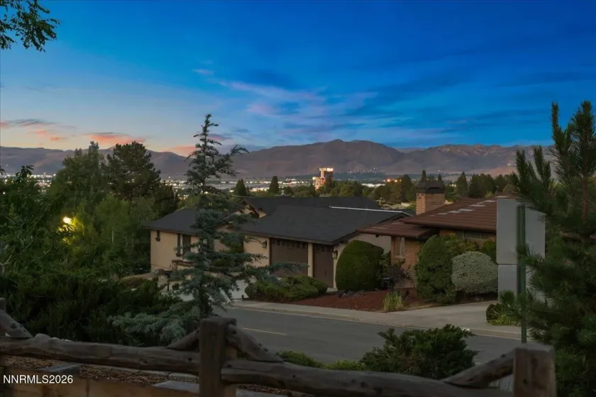 2475 Pioneer, Reno, Nevada 89509, 3 Bedrooms Bedrooms, ,3 BathroomsBathrooms,Residential,Residential,Pioneer,0,260008080