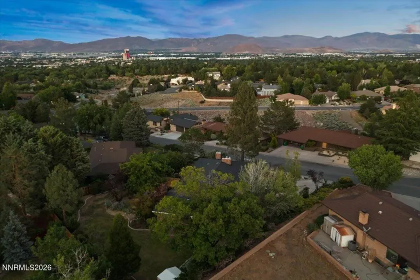 2475 Pioneer, Reno, Nevada 89509, 3 Bedrooms Bedrooms, ,3 BathroomsBathrooms,Residential,Residential,Pioneer,0,260008080