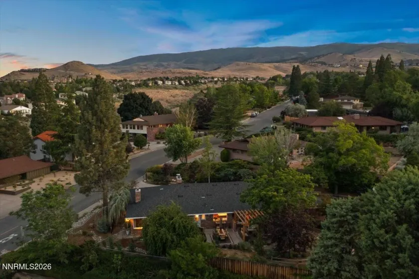 2475 Pioneer, Reno, Nevada 89509, 3 Bedrooms Bedrooms, ,3 BathroomsBathrooms,Residential,Residential,Pioneer,0,260008080