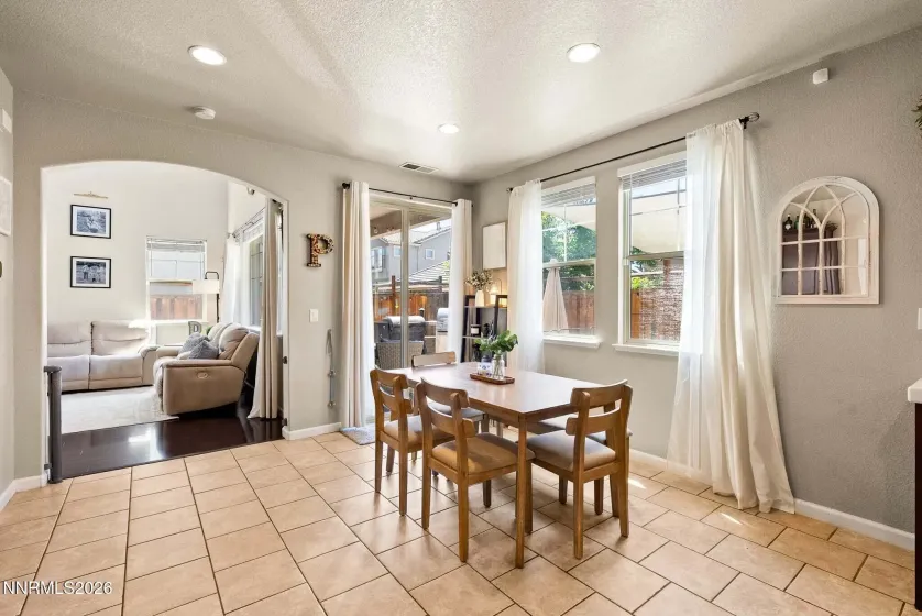 3959 White Oak, Sparks, Nevada 89436, 3 Bedrooms Bedrooms, ,3 BathroomsBathrooms,Residential,Residential,White Oak,0,260008083