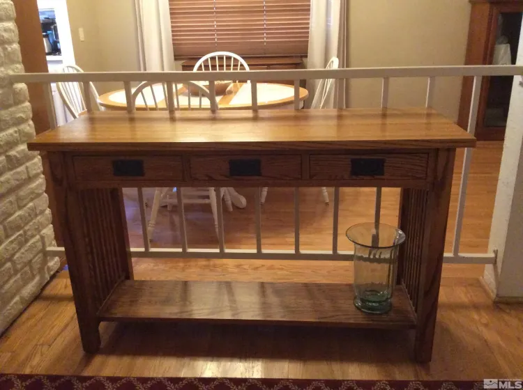 Entry/Foyer