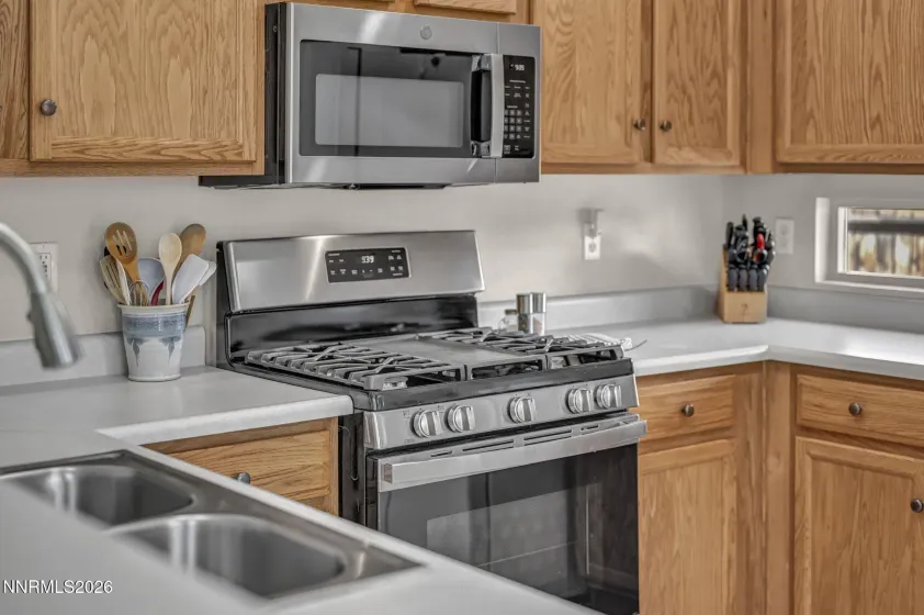 200 Crown Point, Dayton, Nevada 89403, 3 Bedrooms Bedrooms, ,2 BathroomsBathrooms,Residential,Residential,Crown Point,0,260008088