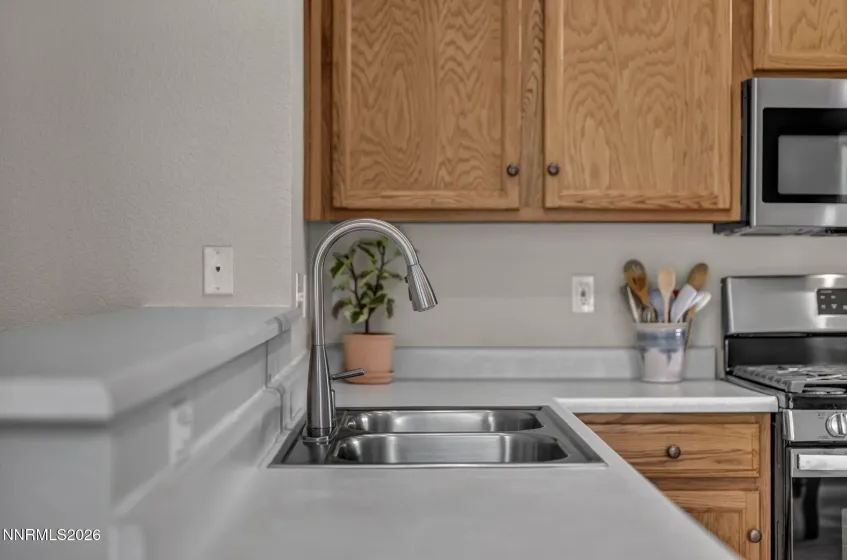 200 Crown Point, Dayton, Nevada 89403, 3 Bedrooms Bedrooms, ,2 BathroomsBathrooms,Residential,Residential,Crown Point,0,260008088