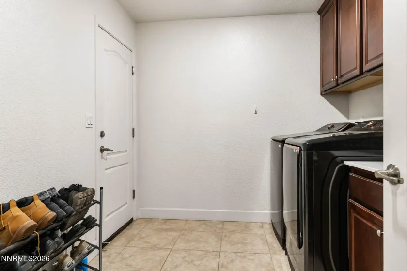 1555 Mahogany Hill, Carson City, Nevada 89701, 4 Bedrooms Bedrooms, ,2 BathroomsBathrooms,Residential,Residential,Mahogany Hill,0,260008091
