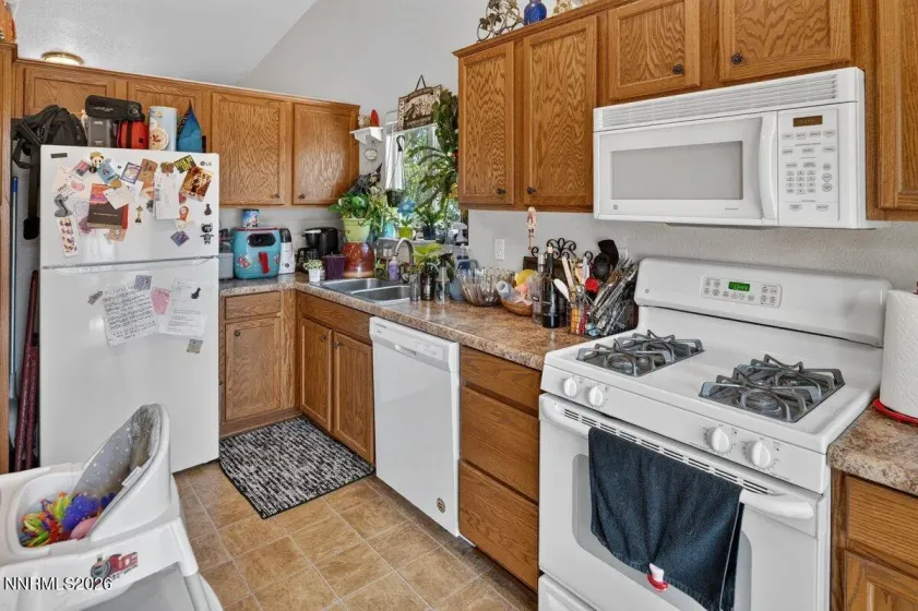 18329 Dustin, Reno, Nevada 89508, 3 Bedrooms Bedrooms, ,2 BathroomsBathrooms,Residential,Residential,Dustin,0,260008092