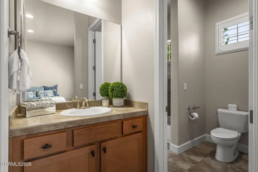 1770 Laurel Ridge, Reno, Nevada 89523, 3 Bedrooms Bedrooms, ,3 BathroomsBathrooms,Residential,Residential,Laurel Ridge,0,260008100