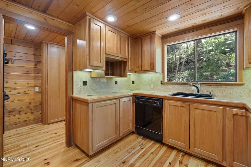 621 Stanley, Zephyr Cove, Nevada 89448, 6 Bedrooms Bedrooms, ,4 BathroomsBathrooms,Residential,Residential,Stanley,0,260008102