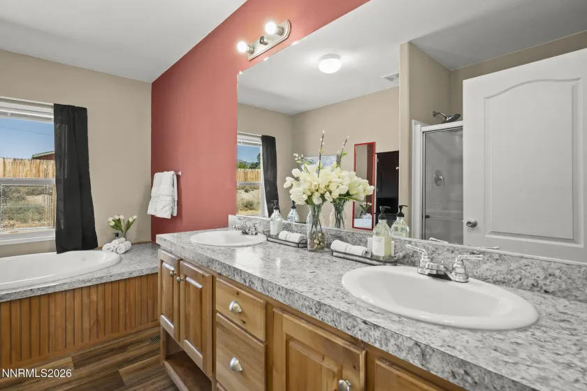 16 Sierra View, Reno, Nevada 89508, 4 Bedrooms Bedrooms, ,2 BathroomsBathrooms,Residential,Residential,Sierra View,0,260008106