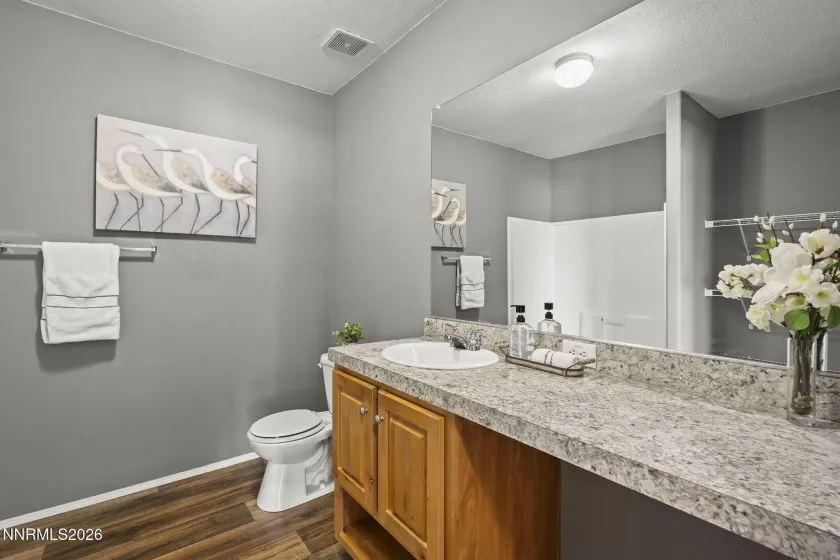 16 Sierra View, Reno, Nevada 89508, 4 Bedrooms Bedrooms, ,2 BathroomsBathrooms,Residential,Residential,Sierra View,0,260008106