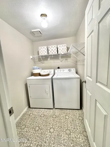 2604 Sunny Slope, Sparks, Nevada 89434, 2 Bedrooms Bedrooms, ,2 BathroomsBathrooms,Residential Lease,Manufactured,Sunny Slope,0,260008108
