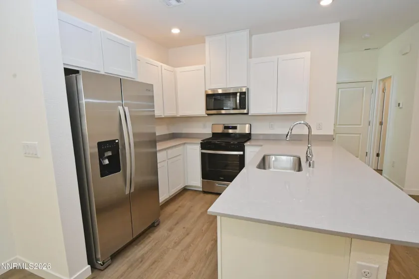 1018 Middle Gate, Carson City, Nevada 89701, 2 Bedrooms Bedrooms, ,3 BathroomsBathrooms,Residential Lease,Manufactured,Middle Gate,0,260008110