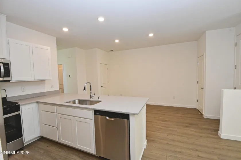 1018 Middle Gate, Carson City, Nevada 89701, 2 Bedrooms Bedrooms, ,3 BathroomsBathrooms,Residential Lease,Manufactured,Middle Gate,0,260008110