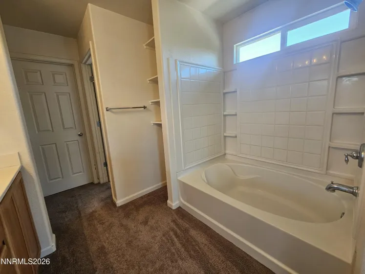 9609 Black Bear, Reno, Nevada 89506, 4 Bedrooms Bedrooms, ,3 BathroomsBathrooms,Residential,Residential,Black Bear,0,260008111