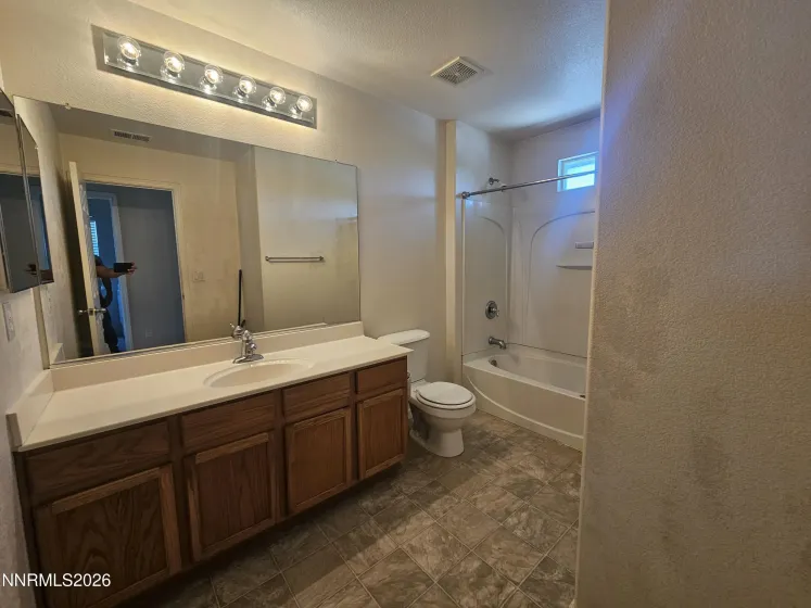 9609 Black Bear, Reno, Nevada 89506, 4 Bedrooms Bedrooms, ,3 BathroomsBathrooms,Residential,Residential,Black Bear,0,260008111