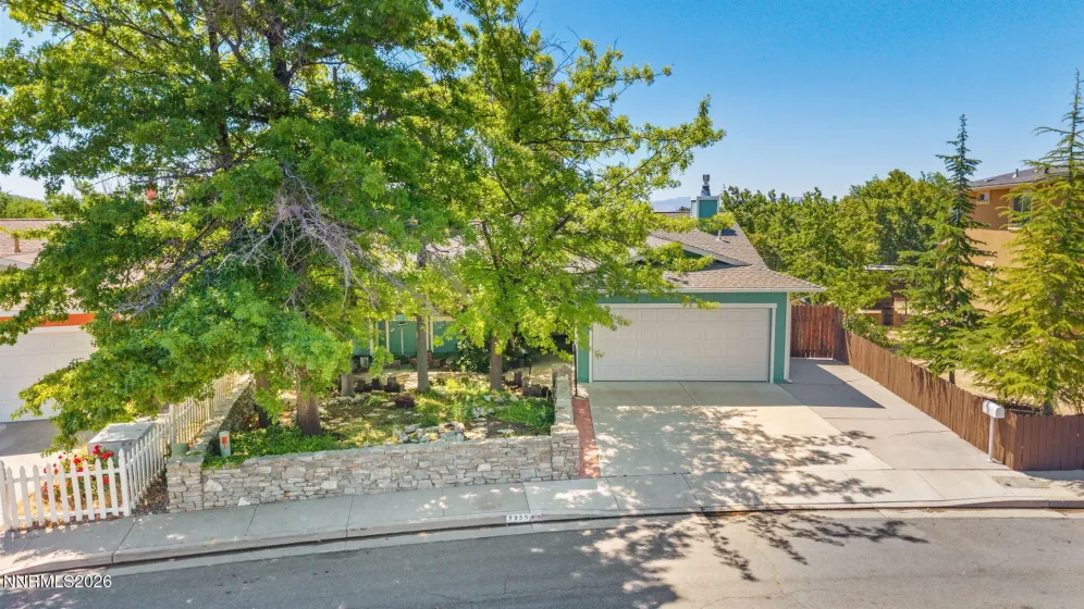 2230 King Edward, Reno, Nevada 89503, 3 Bedrooms Bedrooms, ,2 BathroomsBathrooms,Residential,Residential,King Edward,0,260008114