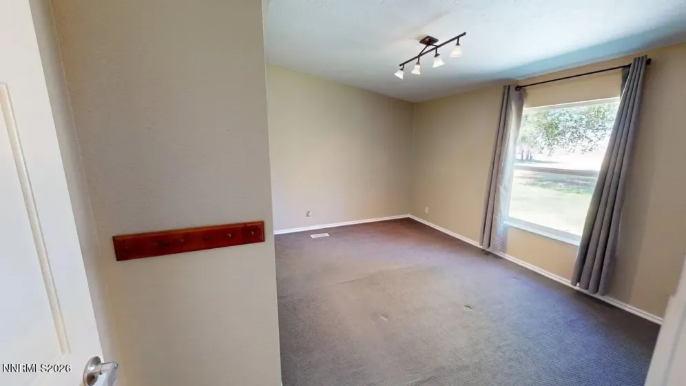4855 Weatherby, Winnemucca, Nevada 89445, 3 Bedrooms Bedrooms, ,2 BathroomsBathrooms,Residential,Residential,Weatherby,0,260008116