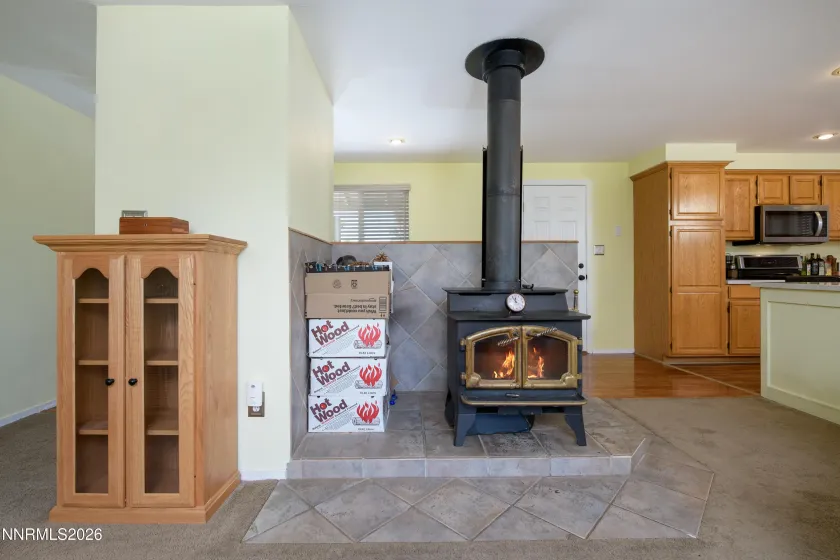 1249 Kingston, Gardnerville, Nevada 89460, 3 Bedrooms Bedrooms, ,2 BathroomsBathrooms,Residential,Residential,Kingston,0,260008121