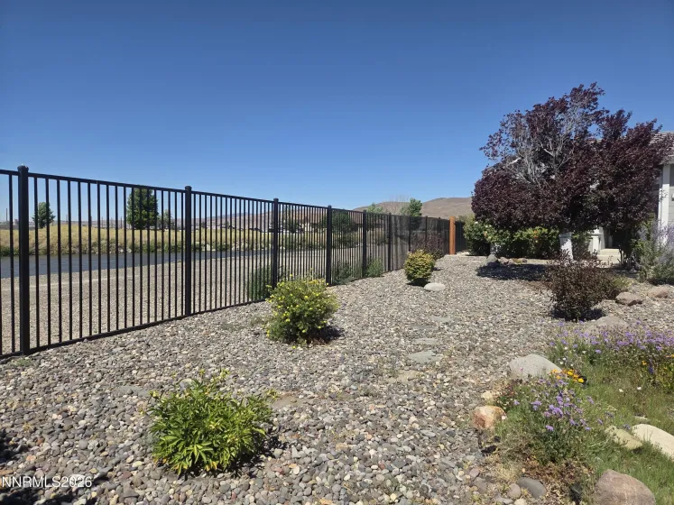 2770 Fairwood, Reno, Nevada 89502, 4 Bedrooms Bedrooms, ,2 BathroomsBathrooms,Residential,Residential,Fairwood,0,260008127