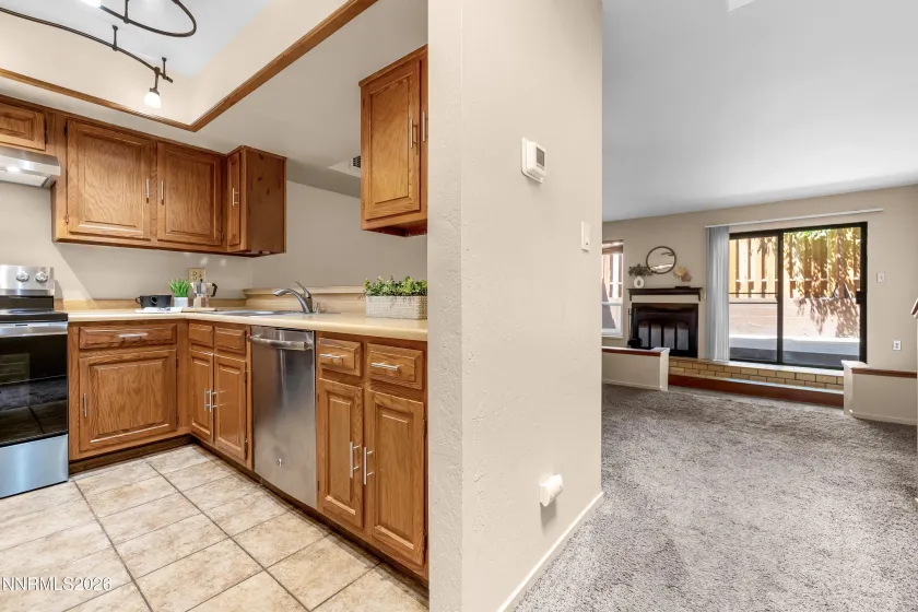 4197 Baker, Reno, Nevada 89509, 2 Bedrooms Bedrooms, ,2 BathroomsBathrooms,Residential,Residential,Baker,0,260008142