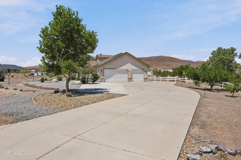 680 Buckskin, Fernley, Nevada 89408, 3 Bedrooms Bedrooms, ,3 BathroomsBathrooms,Residential,Residential,Buckskin,0,260008136