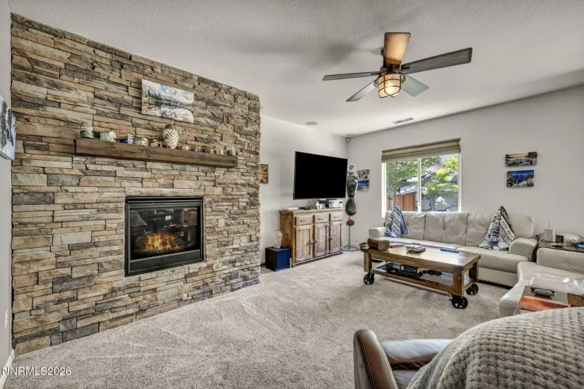 1635 Crescent Pointe, Reno, Nevada 89523, 3 Bedrooms Bedrooms, ,3 BathroomsBathrooms,Residential,Residential,Crescent Pointe,0,260008145