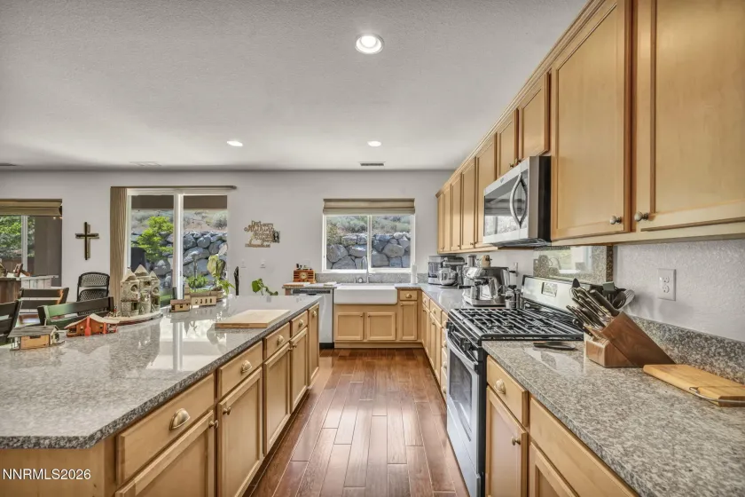 1635 Crescent Pointe, Reno, Nevada 89523, 3 Bedrooms Bedrooms, ,3 BathroomsBathrooms,Residential,Residential,Crescent Pointe,0,260008145