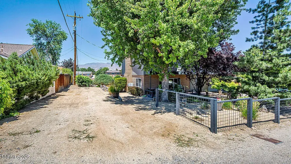 2681 Markridge, Reno, Nevada 89509, 4 Bedrooms Bedrooms, ,3 BathroomsBathrooms,Residential,Residential,Markridge,0,260008148