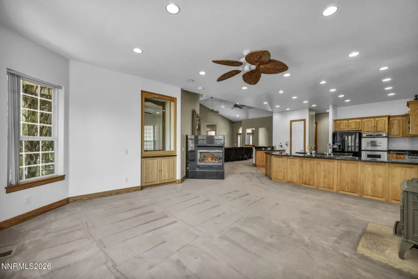 7305 Diamond Oaks Ct., Sparks, Nevada 89436, 3 Bedrooms Bedrooms, ,4 BathroomsBathrooms,Residential,Residential,Diamond Oaks Ct.,0,260008151
