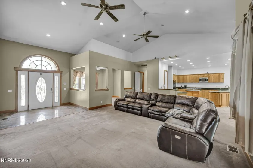 7305 Diamond Oaks Ct., Sparks, Nevada 89436, 3 Bedrooms Bedrooms, ,4 BathroomsBathrooms,Residential,Residential,Diamond Oaks Ct.,0,260008151