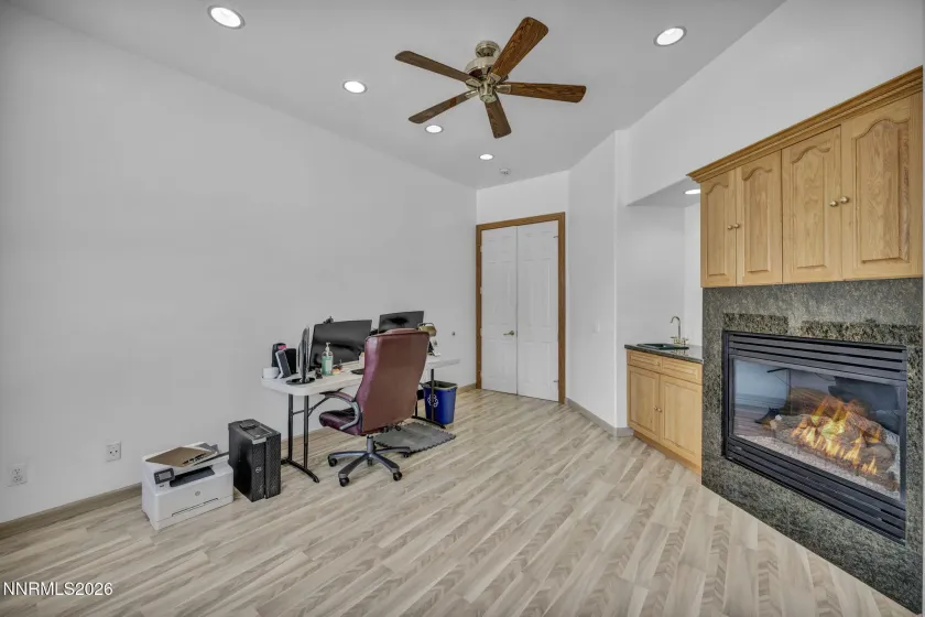 7305 Diamond Oaks Ct., Sparks, Nevada 89436, 3 Bedrooms Bedrooms, ,4 BathroomsBathrooms,Residential,Residential,Diamond Oaks Ct.,0,260008151