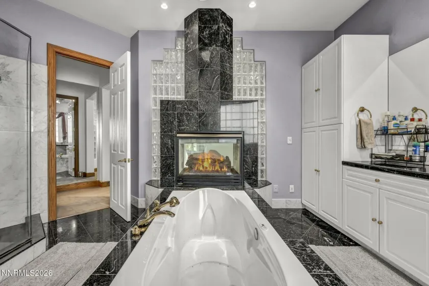 7305 Diamond Oaks Ct., Sparks, Nevada 89436, 3 Bedrooms Bedrooms, ,4 BathroomsBathrooms,Residential,Residential,Diamond Oaks Ct.,0,260008151