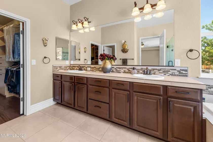 7769 Orange Plains, Sparks, Nevada 89436, 5 Bedrooms Bedrooms, ,3 BathroomsBathrooms,Residential,Residential,Orange Plains,0,260008153